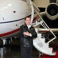 John Travolta at the Bombardier Aircraft Event | Picture 83146